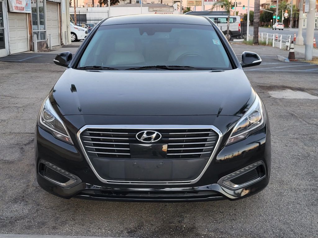hyundai sonata plug-in hybrid 2017 KMHE54L20HA071129 image hyundai sonata plug-in hybrid 2017 KMHE54L20HA071129 image